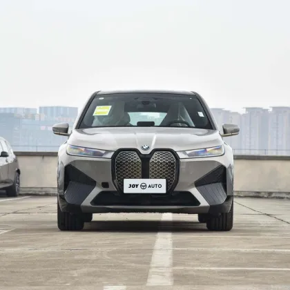 High-Speed 665km Luxurious Left-Steering Electric SUV: BMW iX for Travel