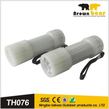 9led mini plasticblue light flashlight with 3 aaa battery
