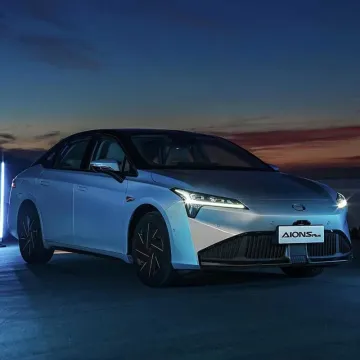 2023 New Electric Car Made in China Aion S Plus EV with a Speed of 510 Kilometers Per Hour Five Door Five Seat Adult Electric Car