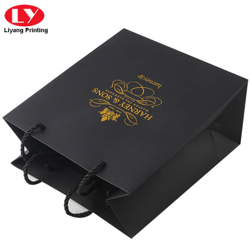 Black Matte Paper Gift Box s přizpůsobeným logem