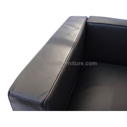 Le Corbusier sofa LC2
