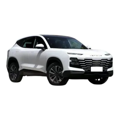 Factory Price Compact SUV Fuel Vehicle for Transportation