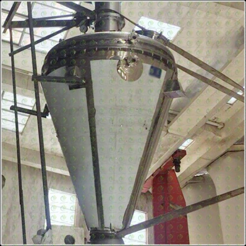 Efficient Single-Cone Vacuum Drying