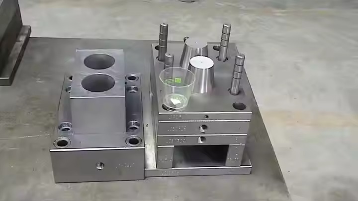 Plastic Injection1