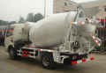 caminhão betoneira de material de construção com motor CUMMINS