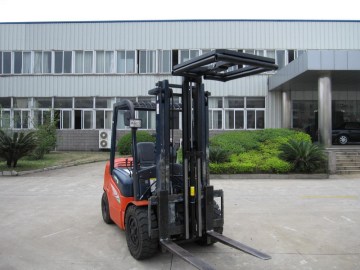 Forklift with Load Stabilizer