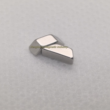 Neodímio Ferro boro trapezoide magnética forte