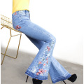 Womens Chic Floral Embroidered Jeans