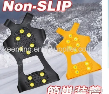 Snow Cleats Ice Shoe Cover In The Winter For Snow And Ice 