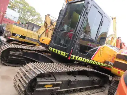 Excavavor Used SANY 215