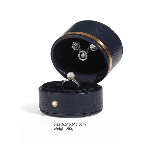 High Level Green Red Leather Jewelry Box