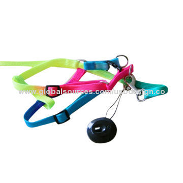 Bluetooth 4.0 Anti-lost Alarm for Pets with Remote Camera Shutter, 10m Distance