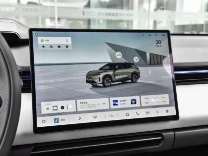 Big Discount 2023: Lynk&Co Hybrid Cars with Long Range