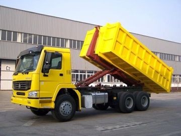 SINOTRUK HOWO Euro 2 336hp hook lift mobile garbage truck