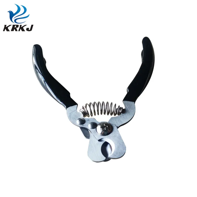 Safe Pet Nail Clippers with Protective Device