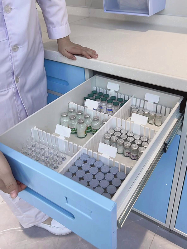 adjustable drawer divider