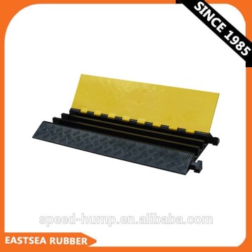 Wholesale from Taizhou China Factory Black & Yellow 3 Channel Flexible PU Plastic Cable Tray