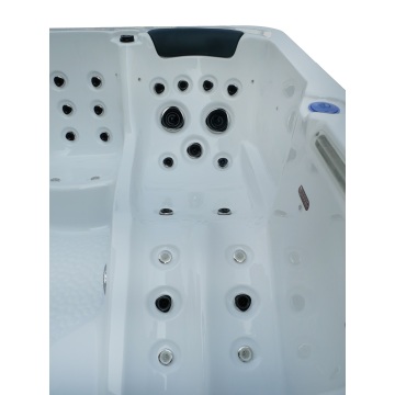 2.2m whirlpool Outside Hot Tub