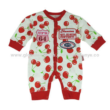 Baby's Cotton Set with Snap on Packet, Made of 100% Cotton