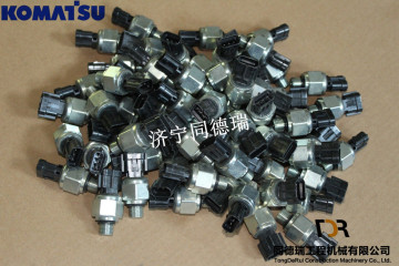 Parti originali dell'escavatore PC600-8 Sensore di pressione 7861-93-1812