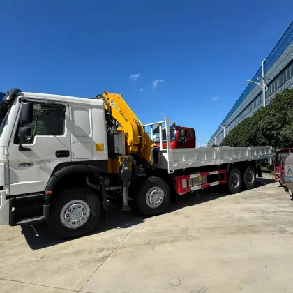 SINOTRUK Crane Truck for Heavy Lifting