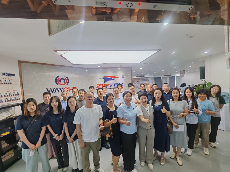 Working Together for a Brighter Future: Dadukou District International Trade Chamber of Commerce's "Foreign Trade Gas Station" Visits Ziptek Working Together for a Brighter Future: Dadukou District International Trade Chamber of Commerce's "Foreign Trade Gas Station" Visits Ziptek
