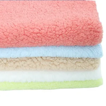 Delantex: Customizable 100% Polyester Sherpa Fleece Fabric for Pajamas - Unique Color Options and One-Sided Brushing
