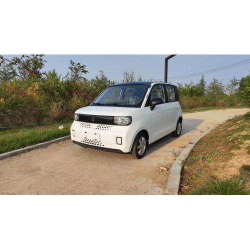 Кинески нов паметен MNEQ-RHD модел EV и повеќебоен мал електричен автомобил