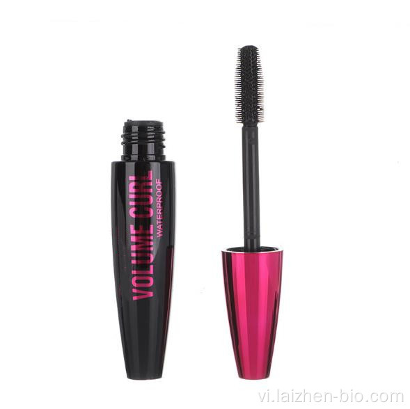 Mascara dày và dài mà không bị nhòe