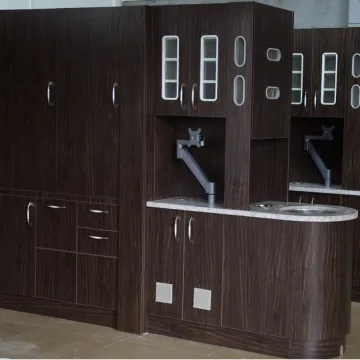 Center island clinic cabinet for surgery