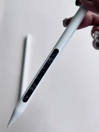 Capacitive pen with find my function