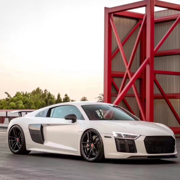 High Quality Carbon Fiber R8 Body Kit: Front Shovel, Rear Diffuser, and Spoiler