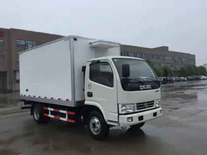Dongfeng 1.5ton refrigerated cargo truck