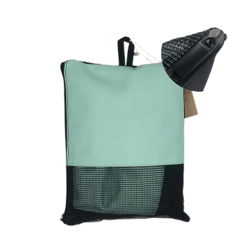 Portable Waterproof Wetsuit Changing Mat for Easy Surfing Gear Changes