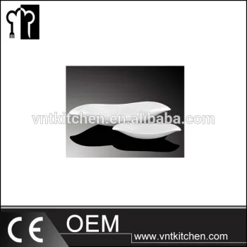 VNTY195 12" Ceramic Boat Shaped Bowl