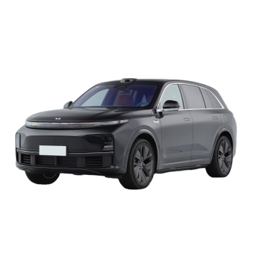 China New Energy Electric Li Auto L7" could be succinctly titled as:

"Li Auto L7: China's New Energy Electric Vehicle