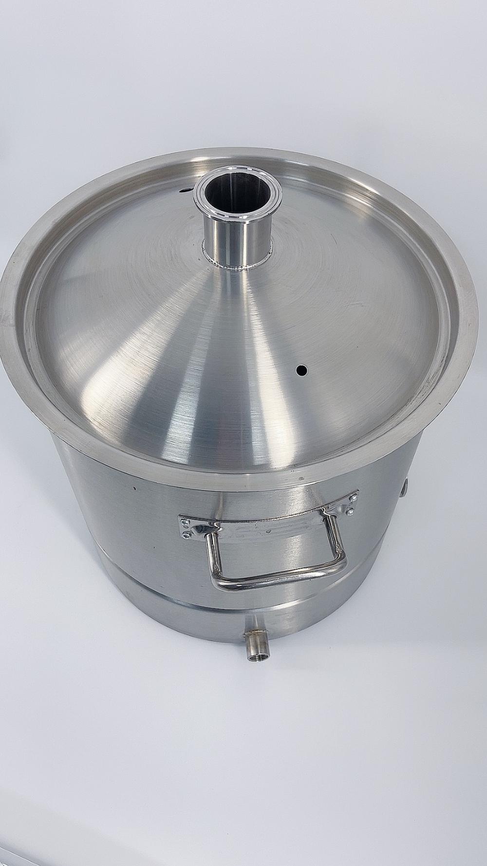 High-quality stainless steel beer keg