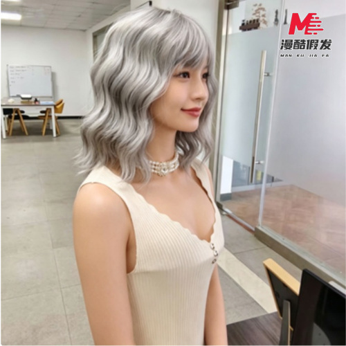 Silver Gray Short Wavy Synthetic Wig with Bangs 4