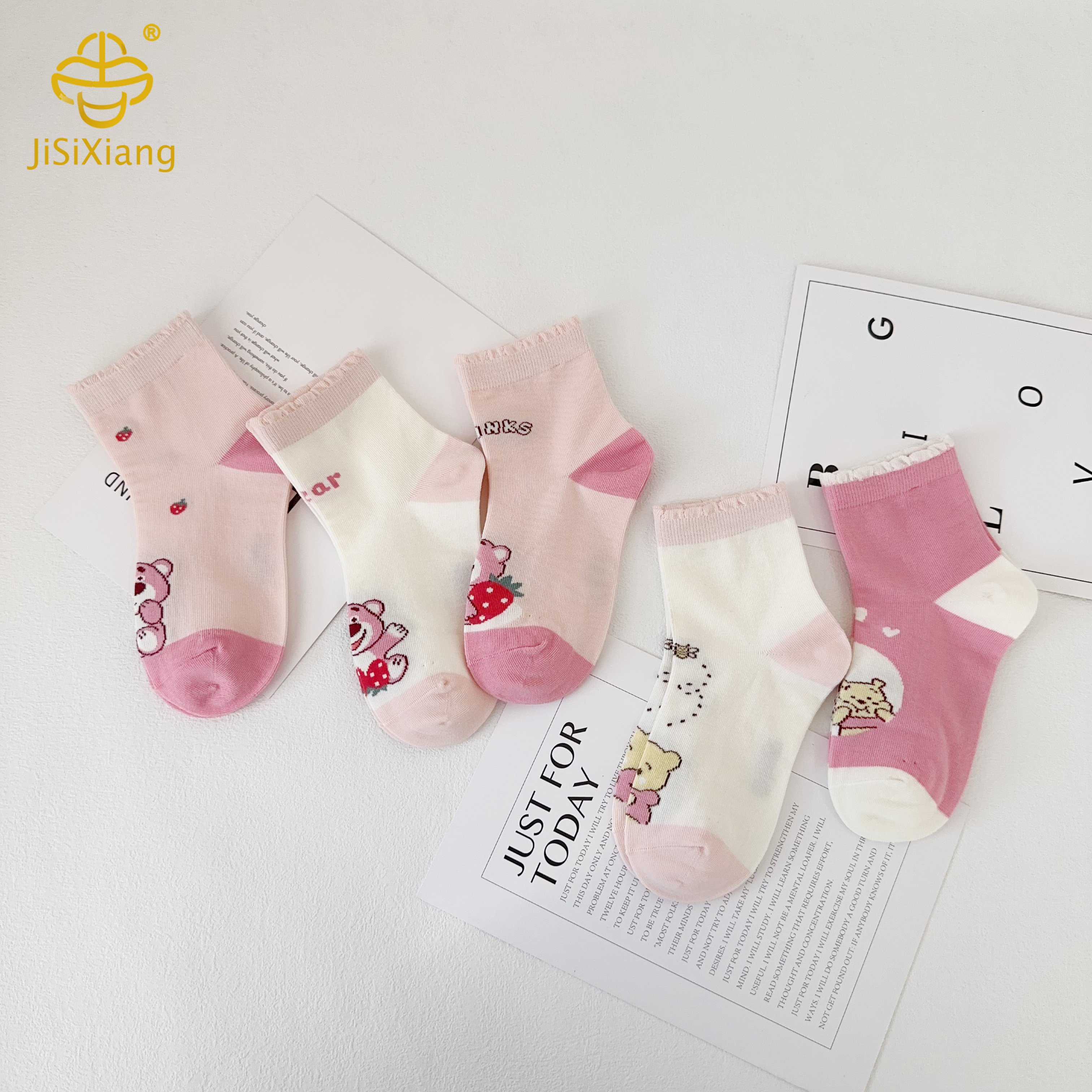 漫画のイチゴは、女の子のための短い靴下、骨なし靴下