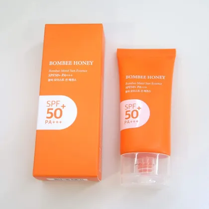 sample free hydrating spf50 invisible sunscreen lotion