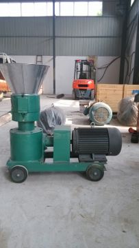 Flat die feed pellet mill