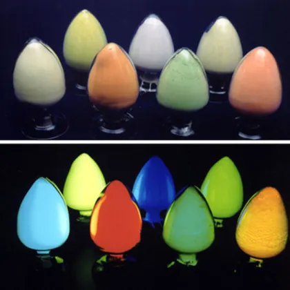 Glowing paint powder free samples