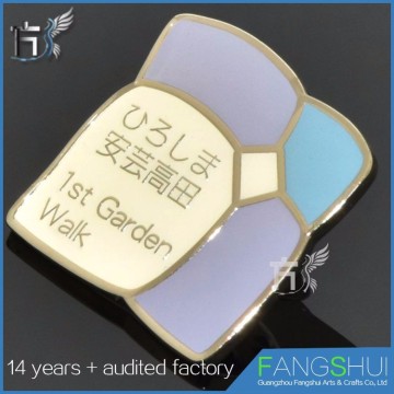 Wholesale fashionable metal ribbon badge hot sale