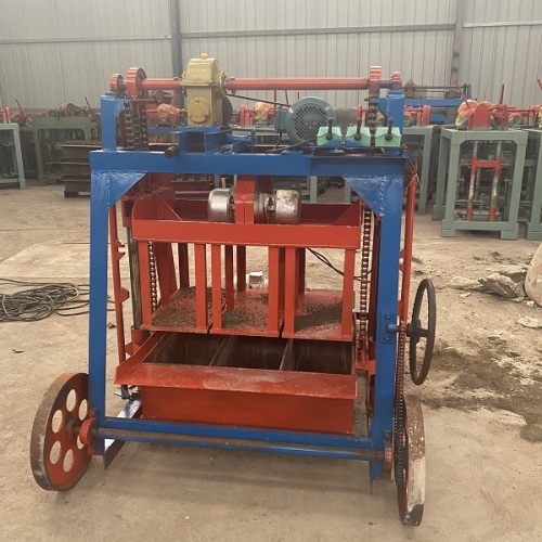 Mobile diesel engine concrete block QM4-45 making machine