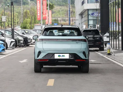 2023 GEELY LYNK&CO 06 SUV 1.5L Gasoline for Sale