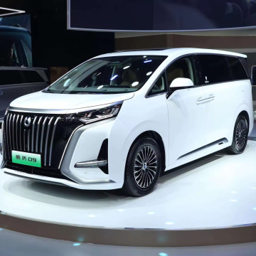 2023 Denza D9: The Comfortable Plug-in Hybrid Electric MPV