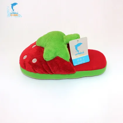 Cute cartoon strawberry plush winter slippers