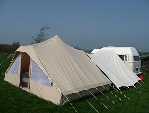 Glamping et tentes de Bell des chapiteaux Camping