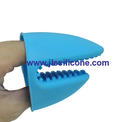 Brand New Silicone Oven Mitts 