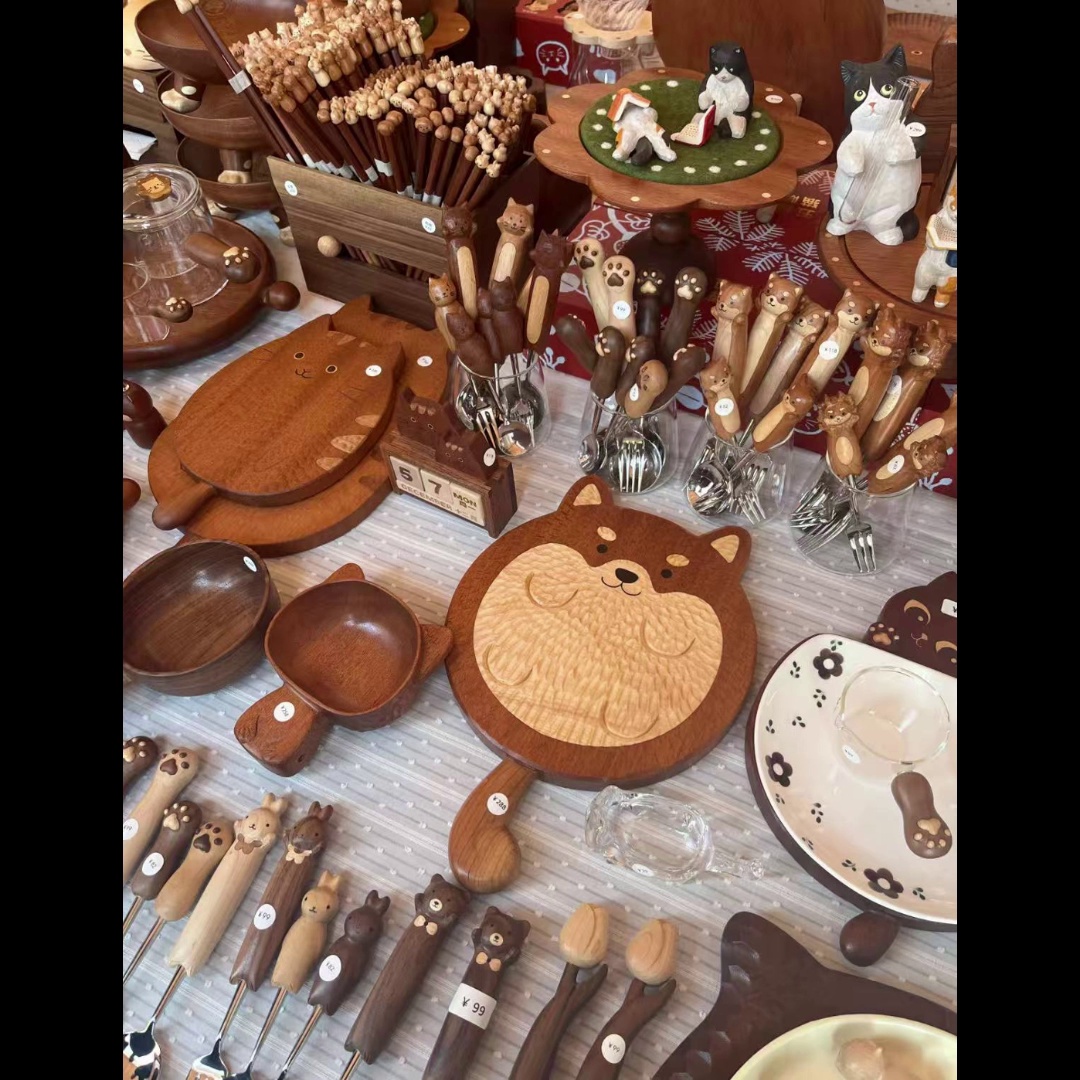 Adorable Wooden Tableware with Animal Designs